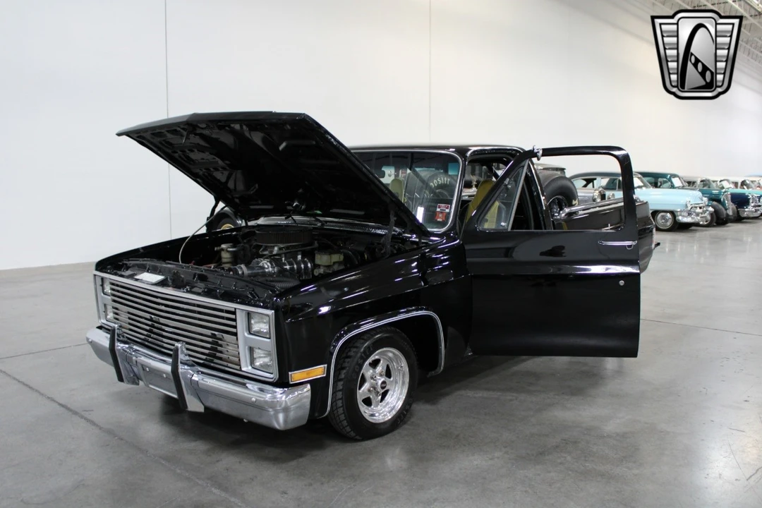 1986 GMC C/K 3rd Gen - Image 8 of 21