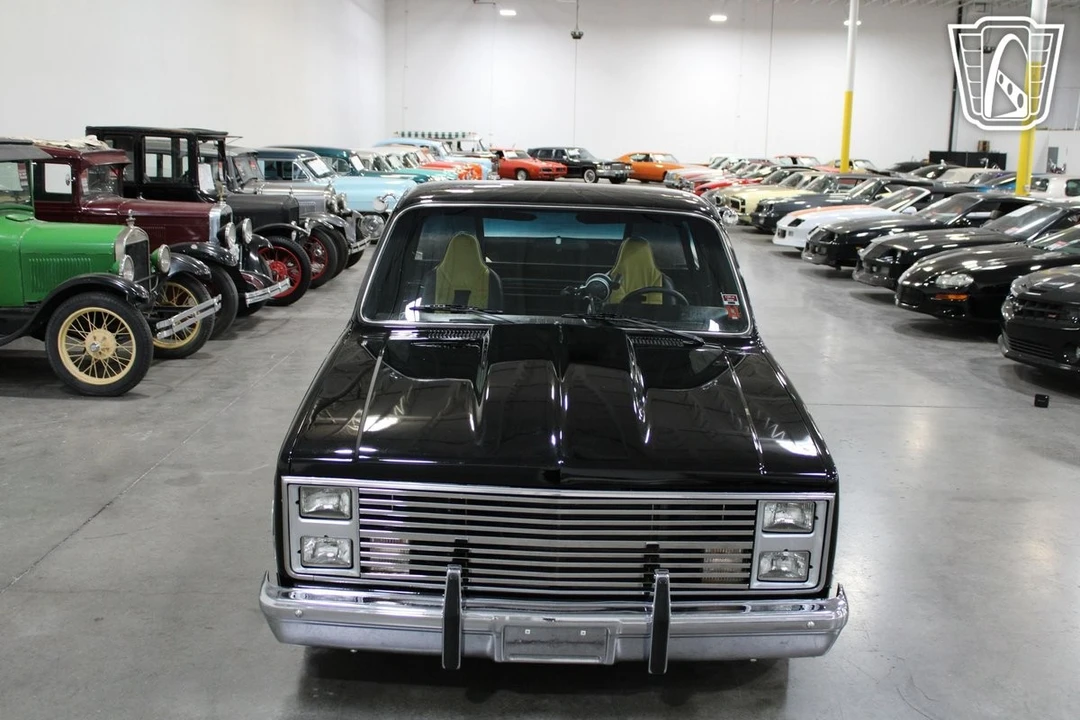 1986 GMC C/K 3rd Gen - Image 6 of 12