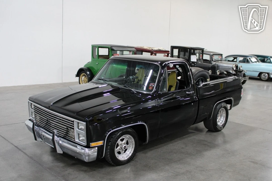1986 GMC C/K 3rd Gen - Image 8 of 12