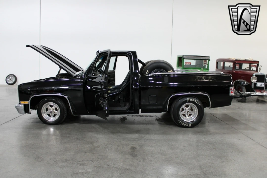 1986 GMC C/K 3rd Gen - Image 9 of 21