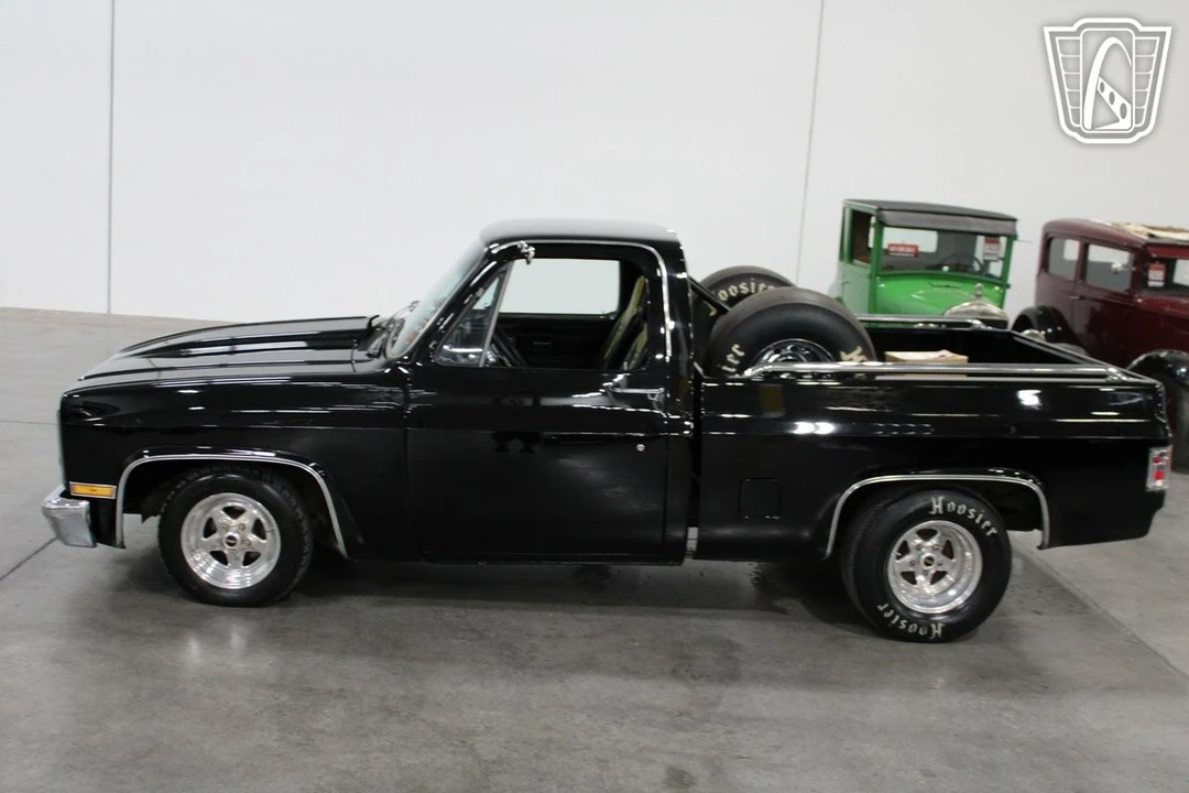 1986 GMC C/K 3rd Gen - Image 9 of 12