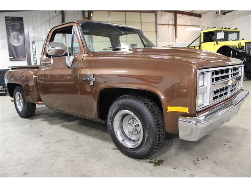 1986 GMC C/K 3rd Gen - Image 8 of 31