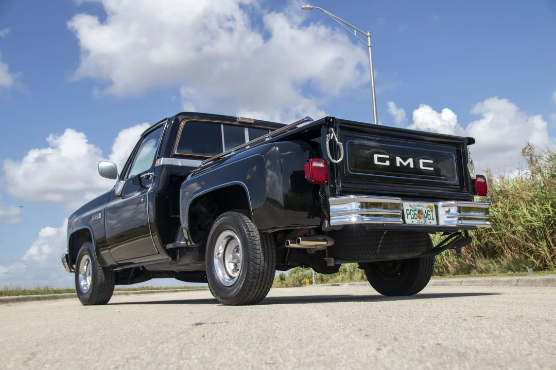 1986 GMC C/K 3rd Gen - Image 8 of 31