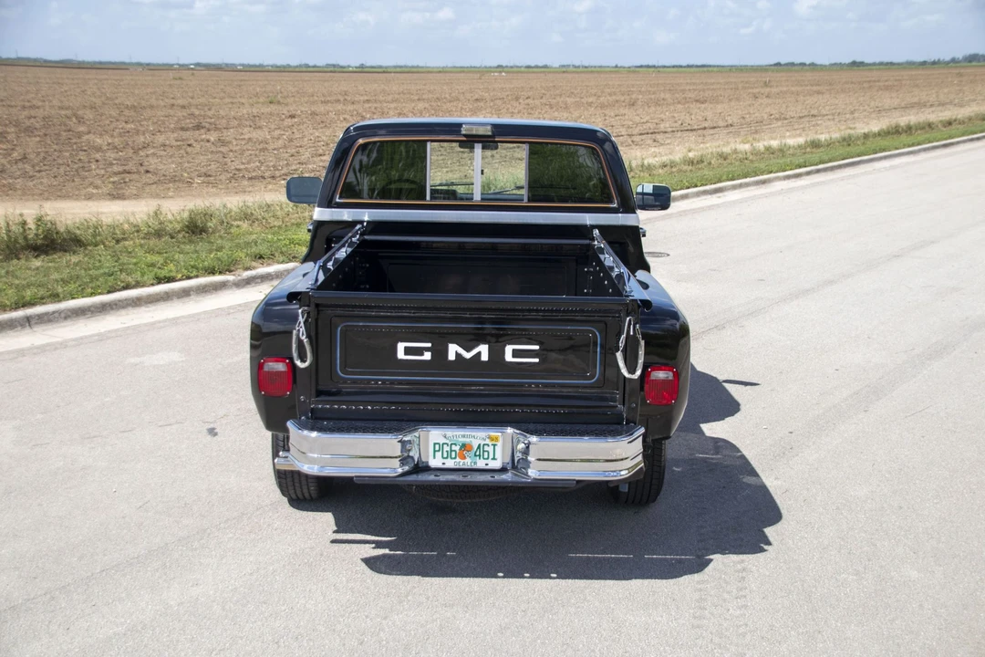 1986 GMC C/K 3rd Gen - Image 10 of 31