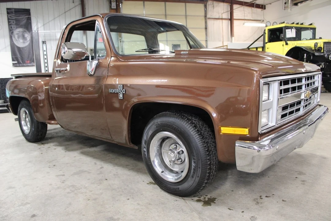 1986 GMC C/K 3rd Gen - Image 8 of 12