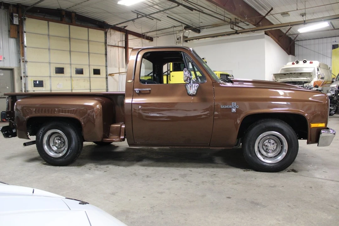 1986 GMC C/K 3rd Gen - Image 7 of 31