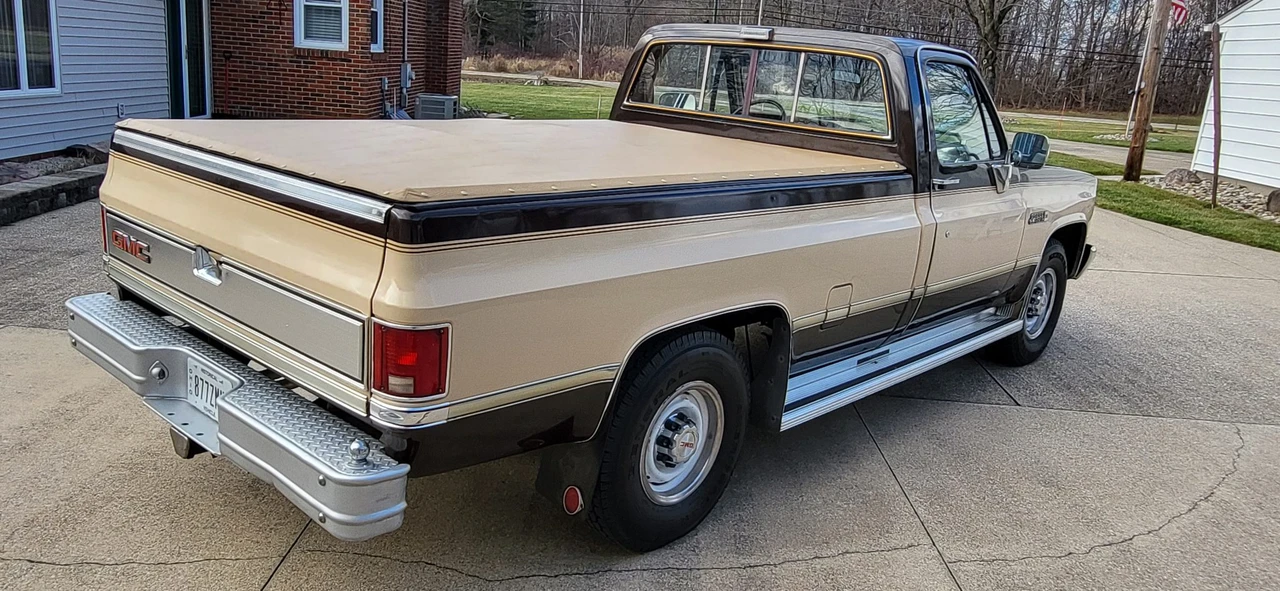 1986 GMC C/K 3rd Gen - Image 11 of 31