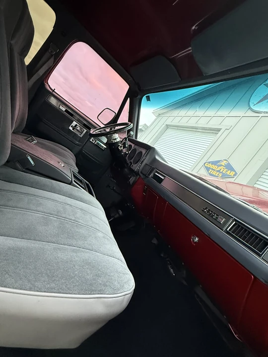 1986 GMC Sierra 1st Gen - Image 12 of 17