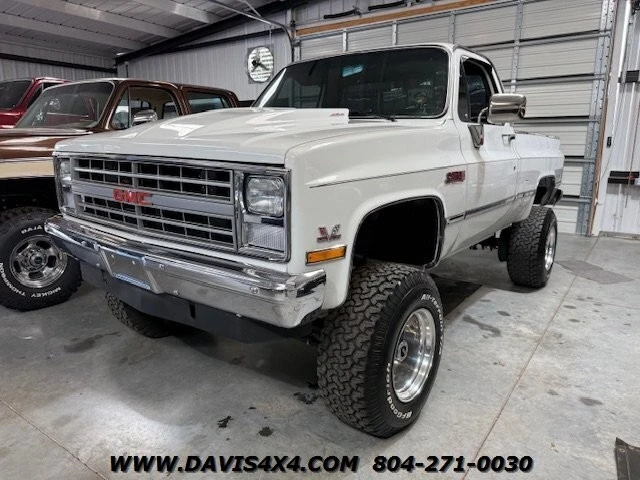 1986 GMC C/K 3rd Gen - Image 2 of 12