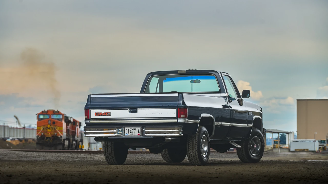1986 GMC C/K 3rd Gen - Image 15 of 31