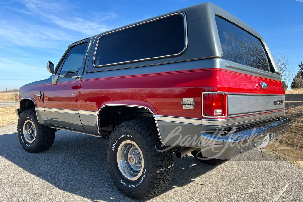 1986 GMC Jimmy 2nd Gen - Image 10 of 11