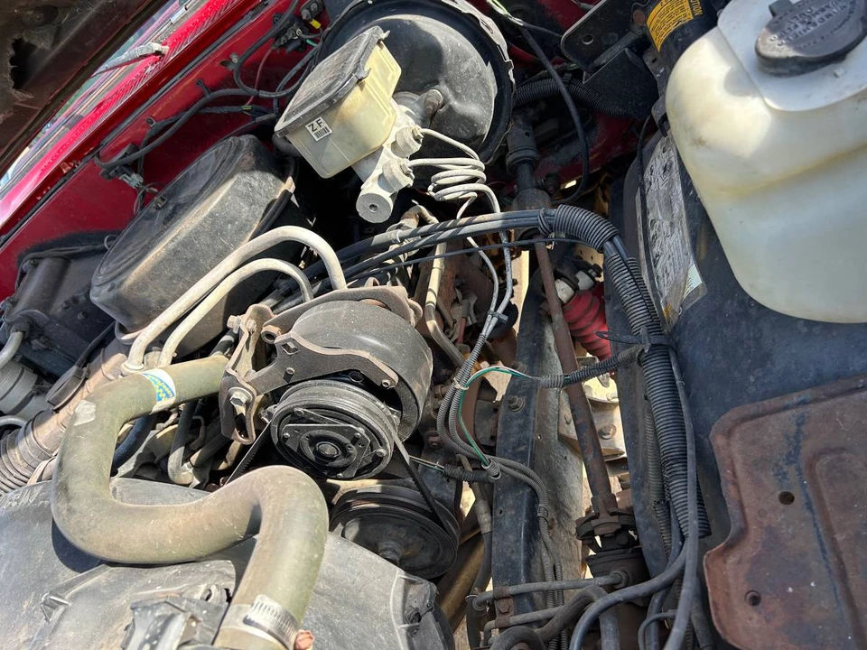 1986 GMC Jimmy 2nd Gen - Image 13 of 17