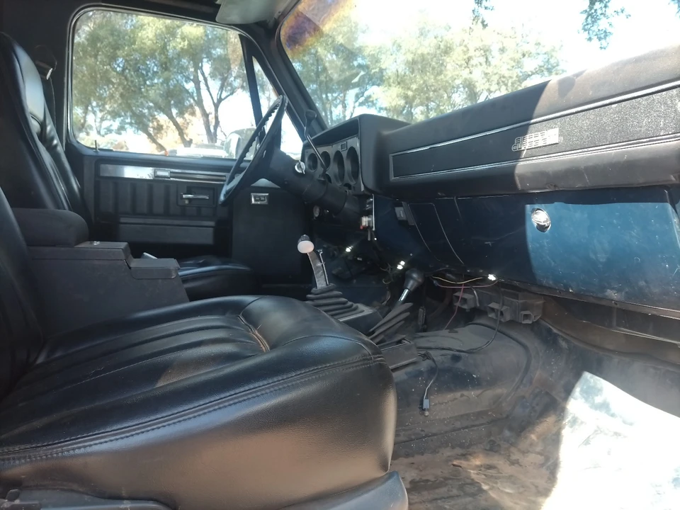 1986 GMC Jimmy 2nd Gen - Image 5 of 22