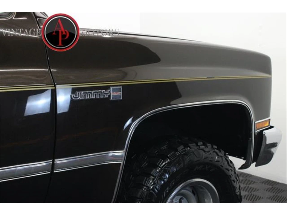 1986 GMC Jimmy 2nd Gen - Image 26 of 31