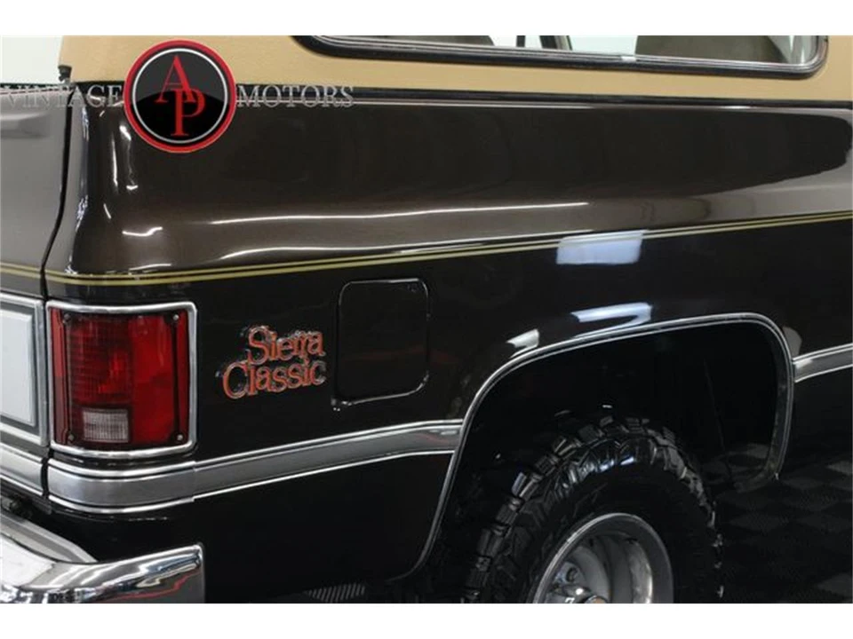 1986 GMC Jimmy 2nd Gen - Image 24 of 31