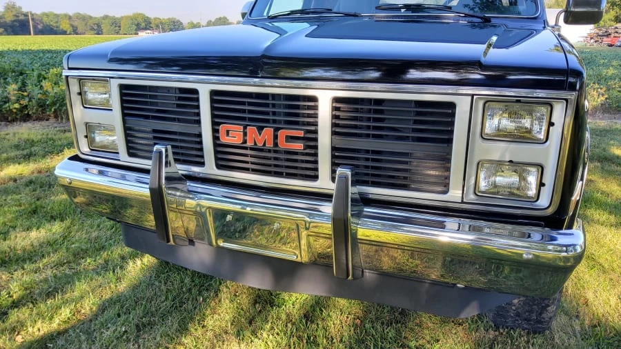 1986 GMC Jimmy 2nd Gen - Image 4 of 10