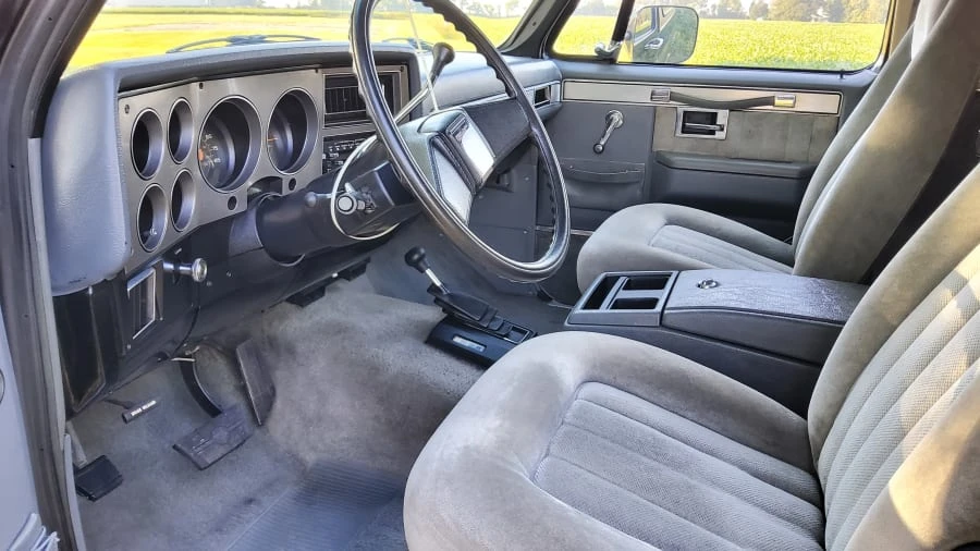 1986 GMC Jimmy 2nd Gen - Image 6 of 10