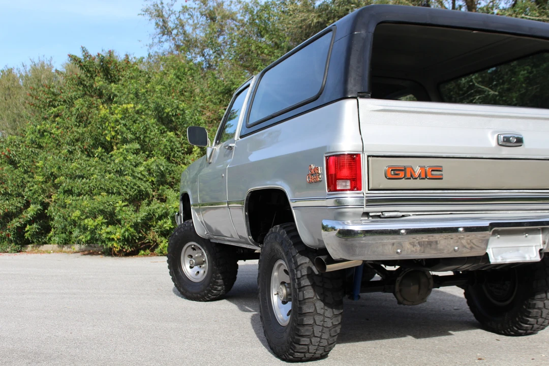 1986 GMC Jimmy 2nd Gen - Image 10 of 31
