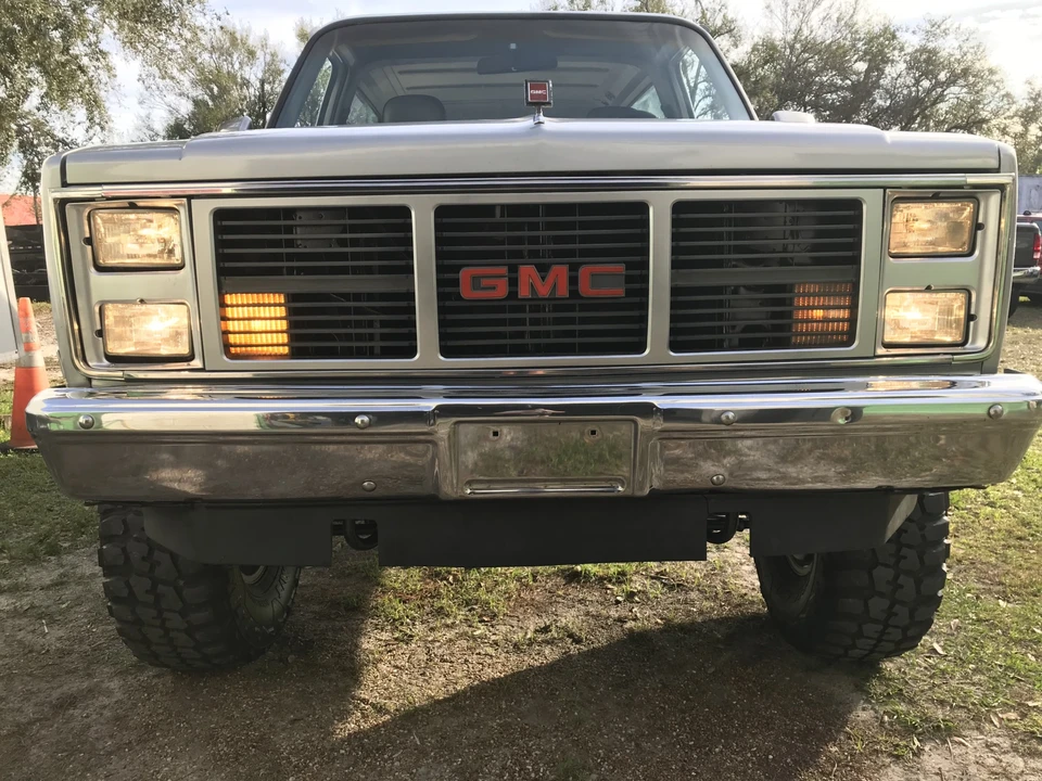 1986 GMC Jimmy 2nd Gen - Image 11 of 31
