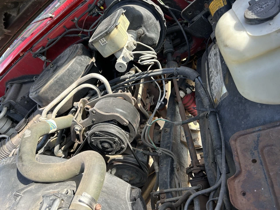 1986 GMC Jimmy 2nd Gen - Image 15 of 16