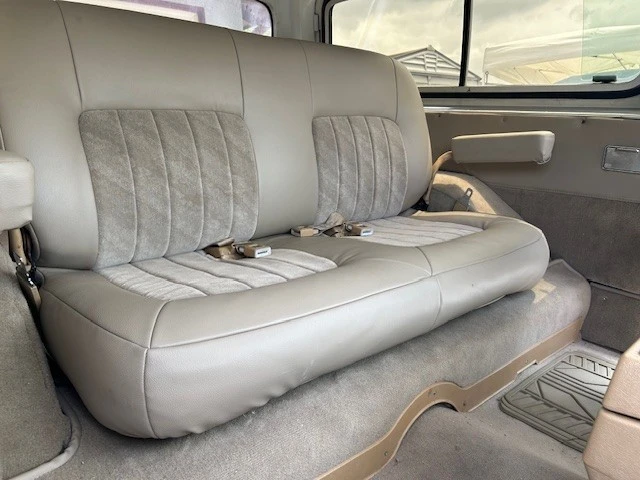 1986 GMC Jimmy 2nd Gen - Image 10 of 24