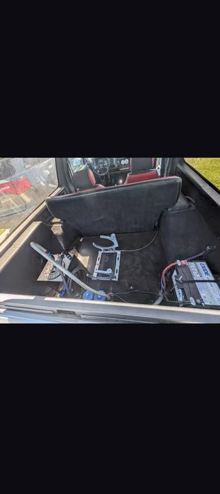 1986 GMC Jimmy 2nd Gen - Image 5 of 9