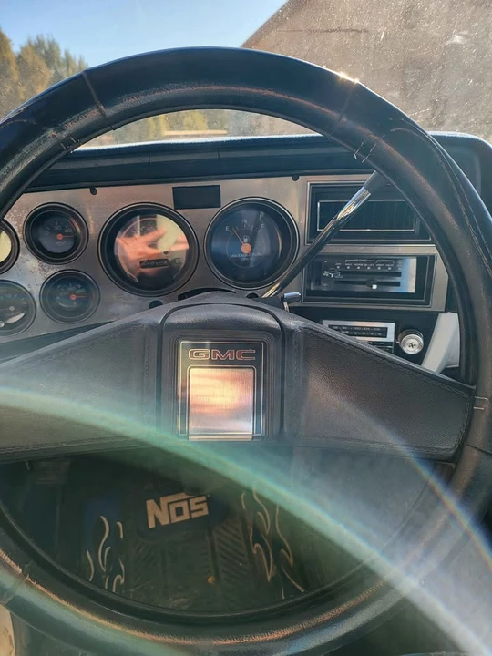 1986 GMC Jimmy 2nd Gen - Image 6 of 7