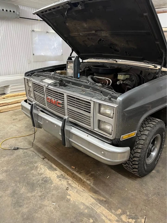 1986 GMC Jimmy 2nd Gen - Image 2 of 7
