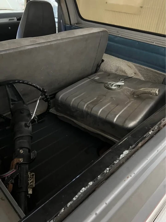 1986 GMC Jimmy 2nd Gen - Image 5 of 7