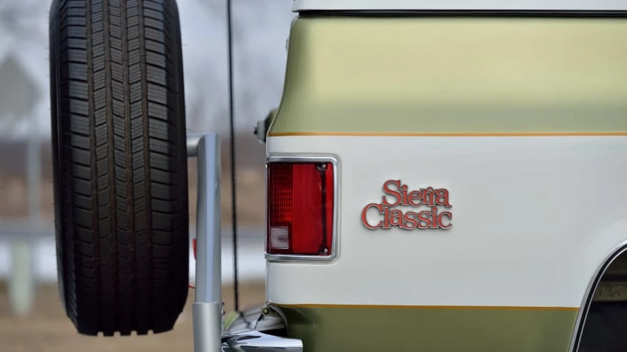 1986 GMC Jimmy 2nd Gen - Image 9 of 12