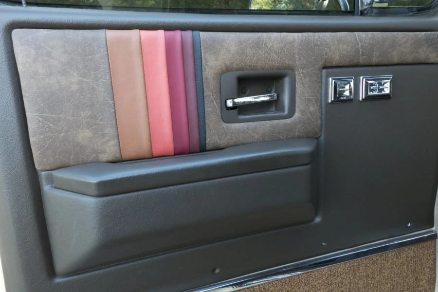 1986 GMC Jimmy 2nd Gen - Image 18 of 26