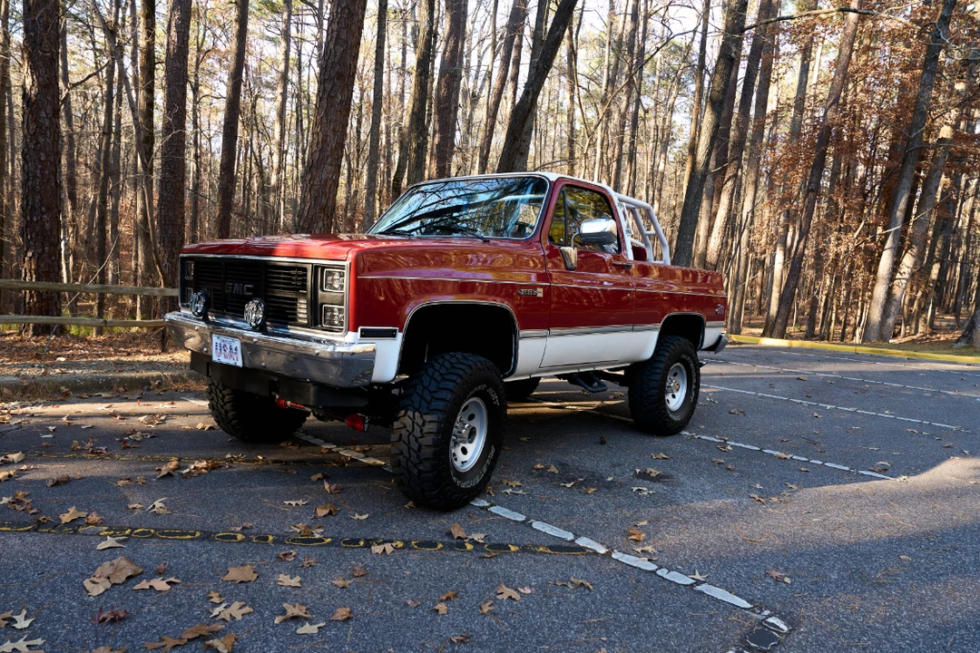 1986 GMC Jimmy 2nd Gen - Image 2 of 31