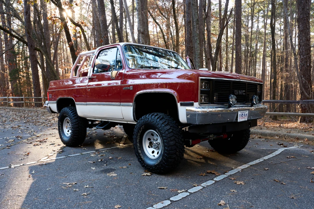 1986 GMC Jimmy 2nd Gen - Image 25 of 31
