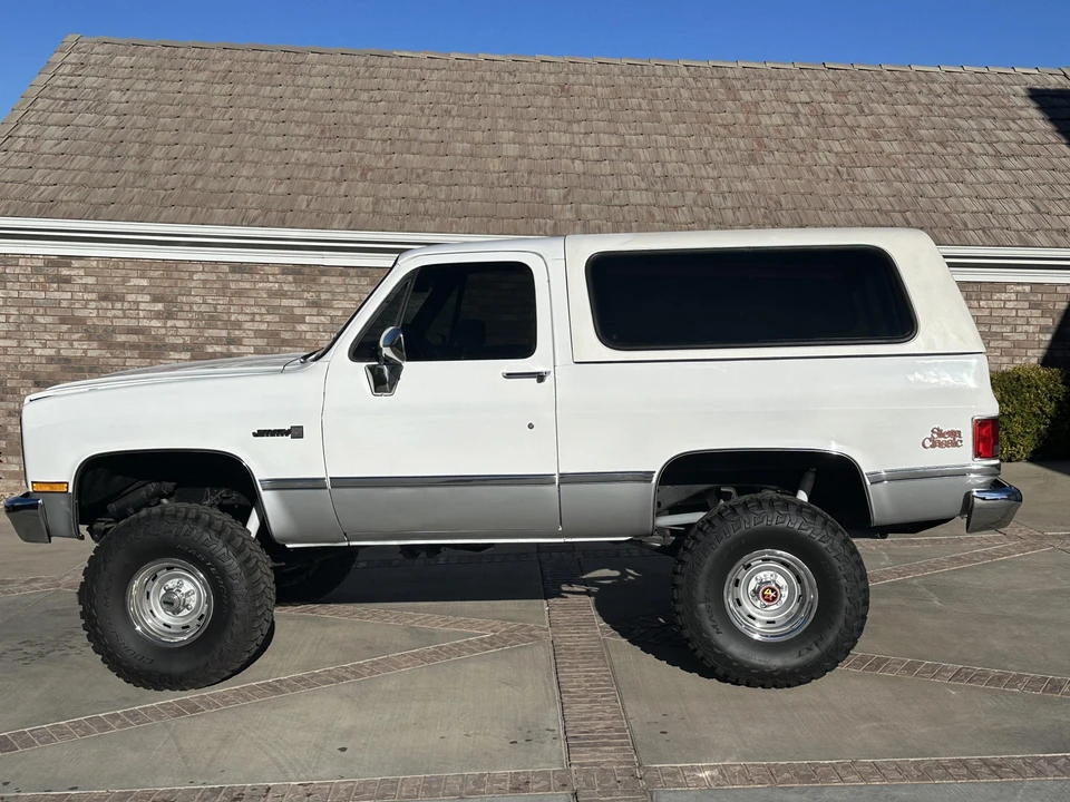 1986 GMC Jimmy 2nd Gen - Image 3 of 31