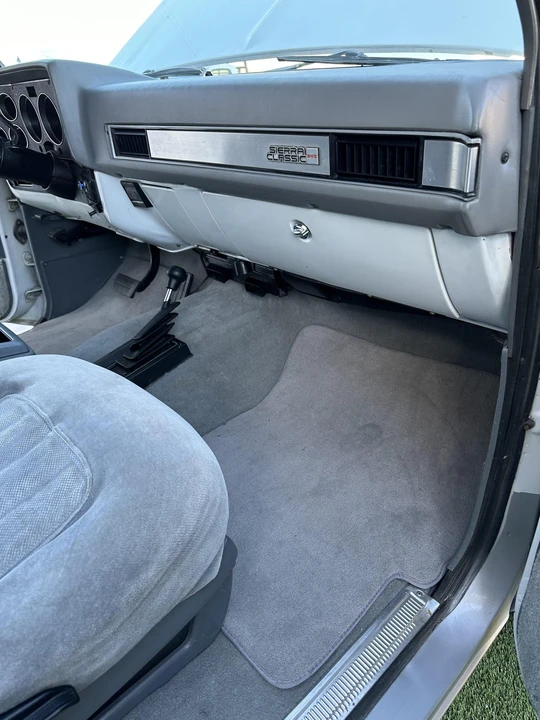 1986 GMC Jimmy 2nd Gen - Image 26 of 31