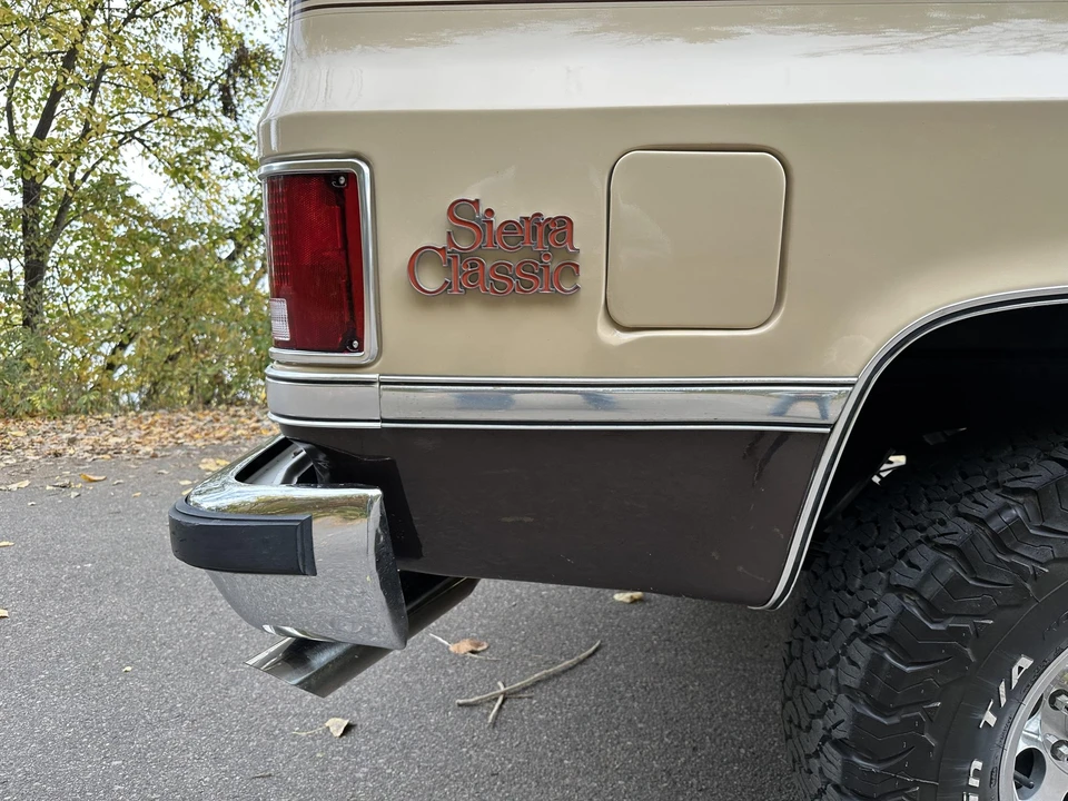 1986 GMC Jimmy 2nd Gen - Image 25 of 31