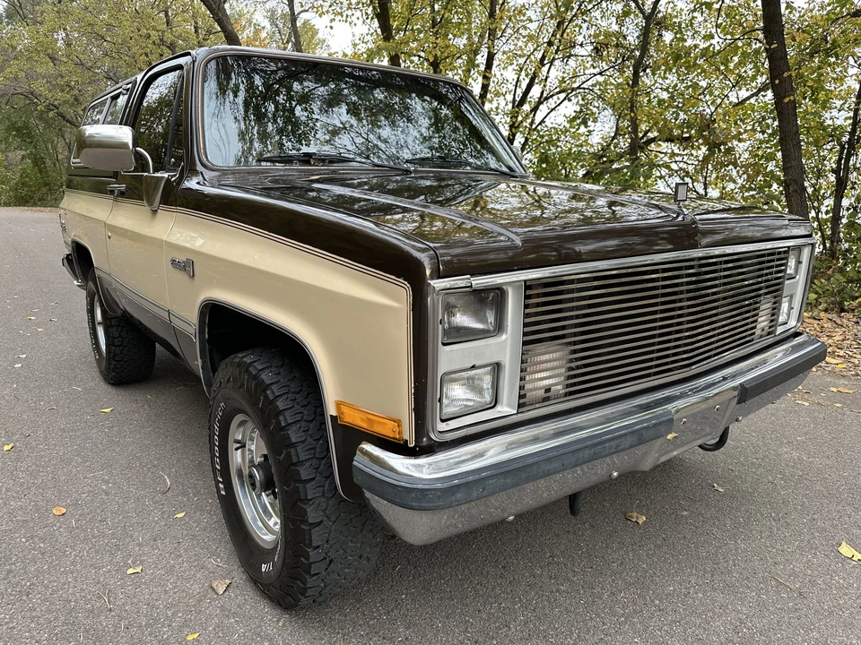 1986 GMC Jimmy 2nd Gen - Image 9 of 31