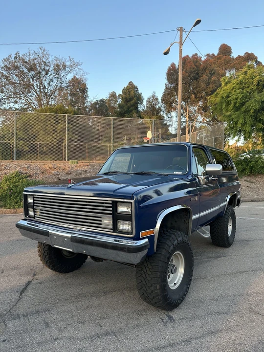 1986 GMC Jimmy 2nd Gen - Image 4 of 31