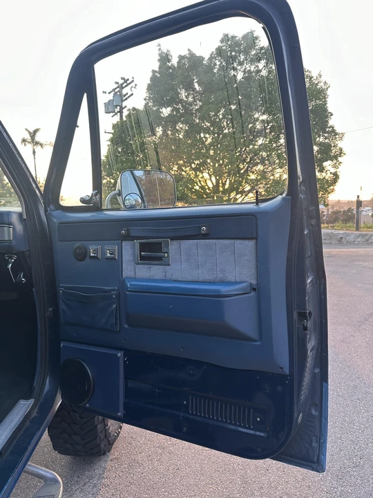 1986 GMC Jimmy 2nd Gen - Image 30 of 31