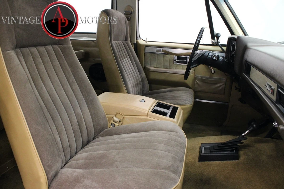 1986 GMC Jimmy 2nd Gen - Image 5 of 12