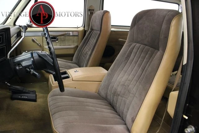 1986 GMC Jimmy 2nd Gen - Image 11 of 13