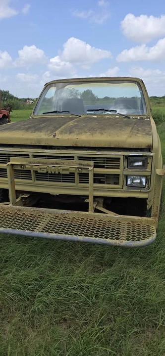 1986 GMC Jimmy 2nd Gen - Image 2 of 4