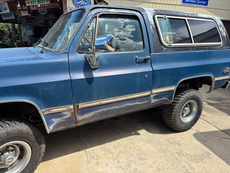 1986 GMC Jimmy 2nd Gen - Image 7 of 10