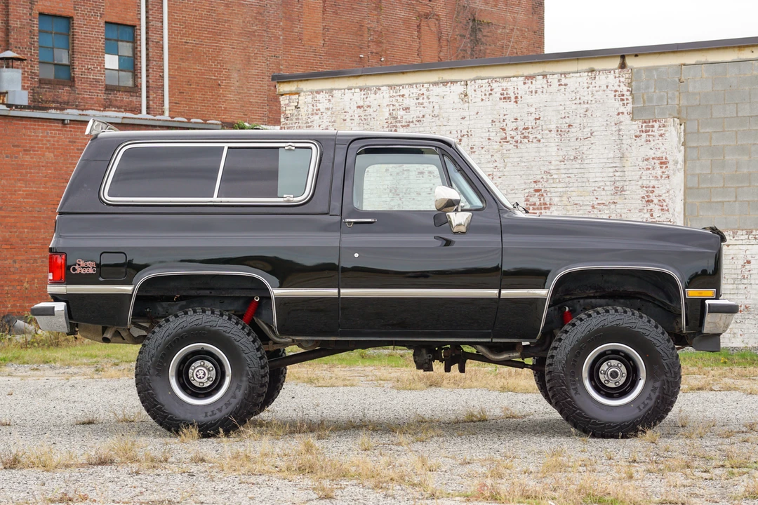 1986 GMC Jimmy 2nd Gen - Image 30 of 31