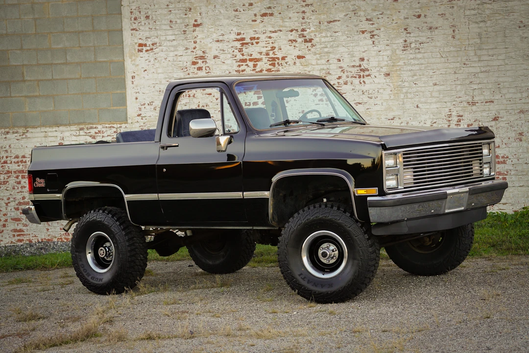 1986 GMC Jimmy 2nd Gen - Image 4 of 31