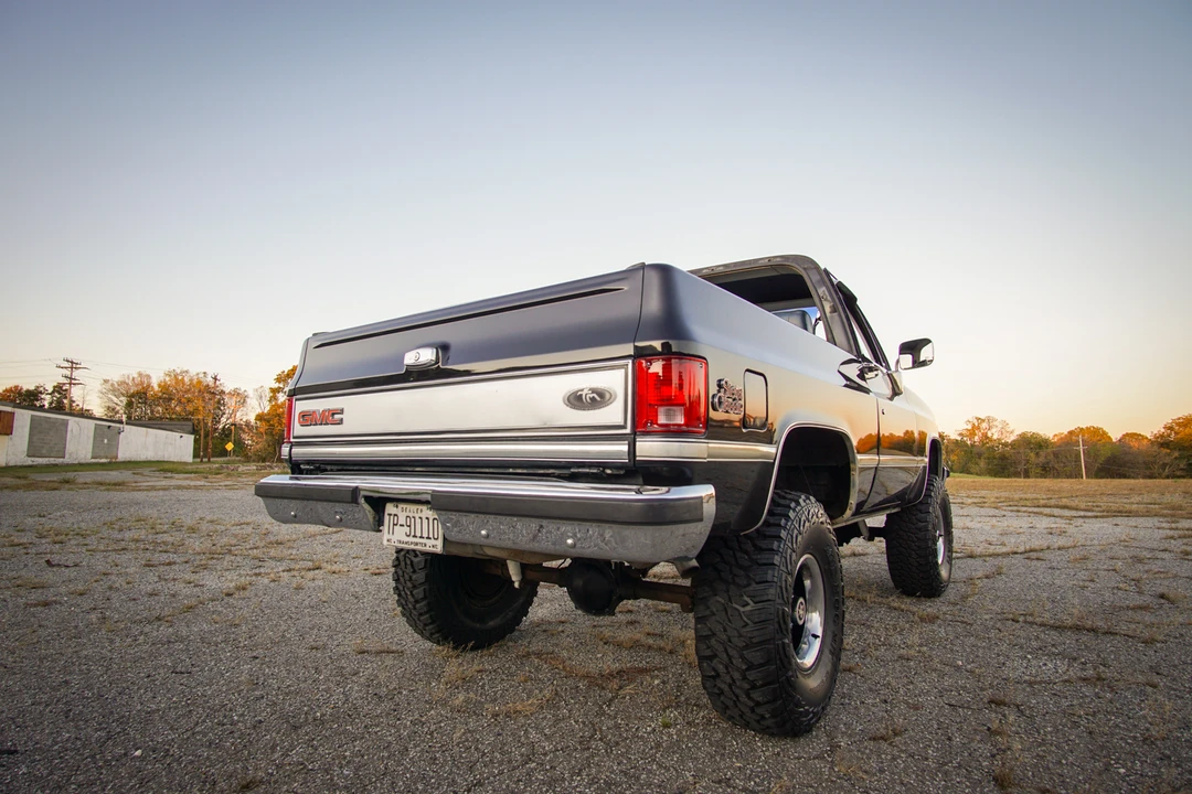1986 GMC Jimmy 2nd Gen - Image 12 of 31