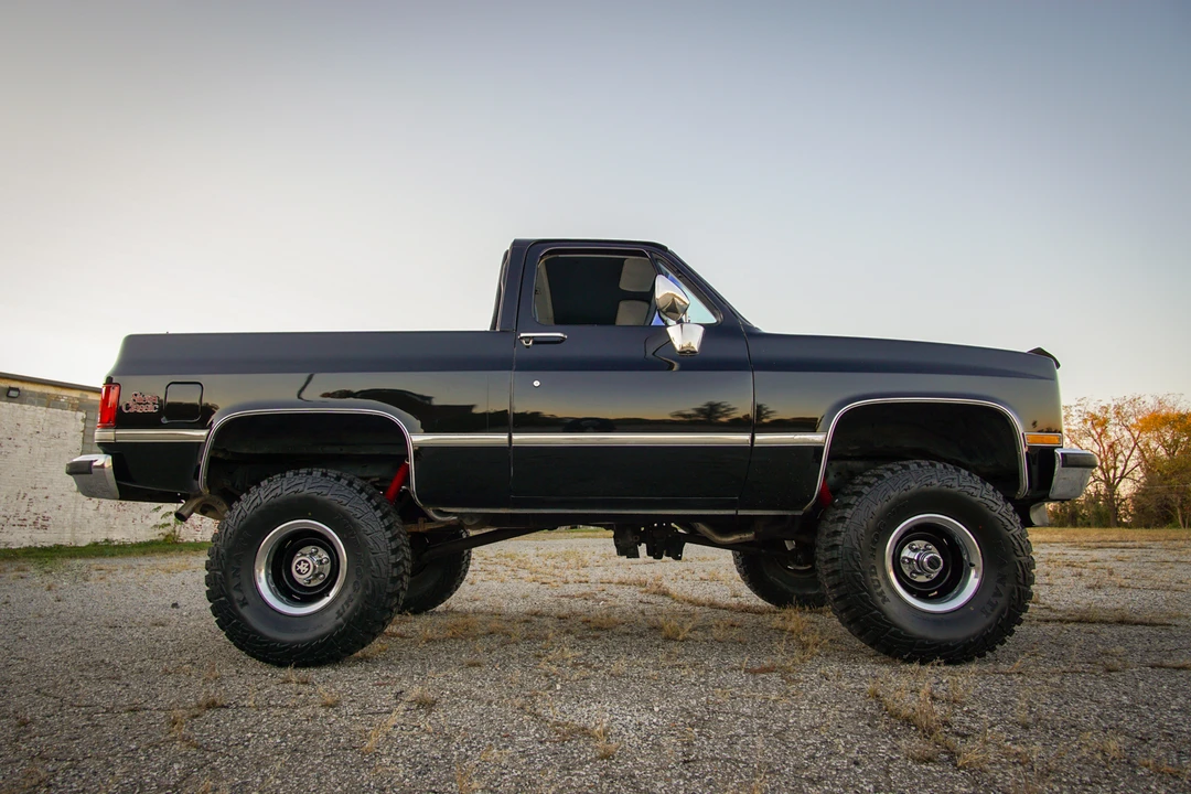 1986 GMC Jimmy 2nd Gen - Image 7 of 31