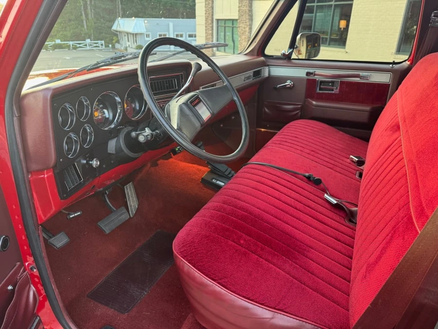 1986 GMC C/K 3rd Gen - Image 8 of 14