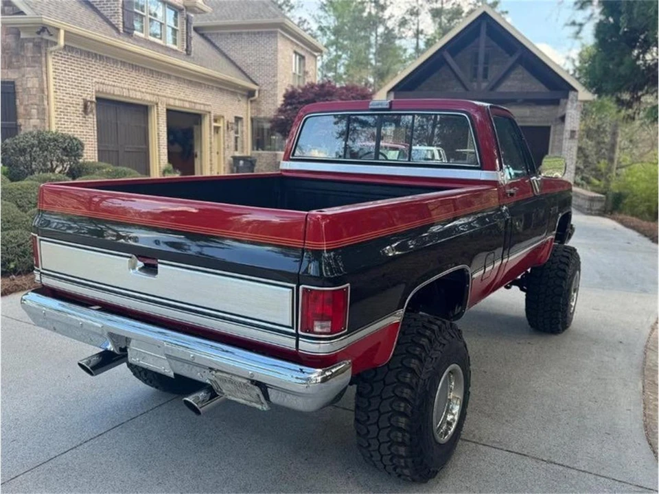 1986 GMC C/K 3rd Gen - Image 3 of 10