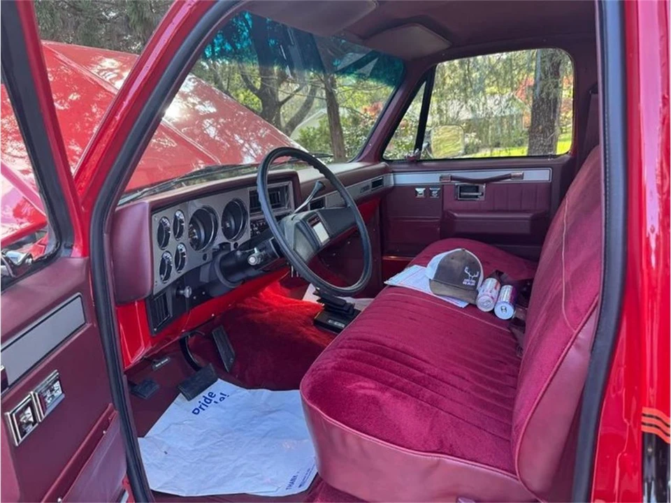 1986 GMC C/K 3rd Gen - Image 7 of 10